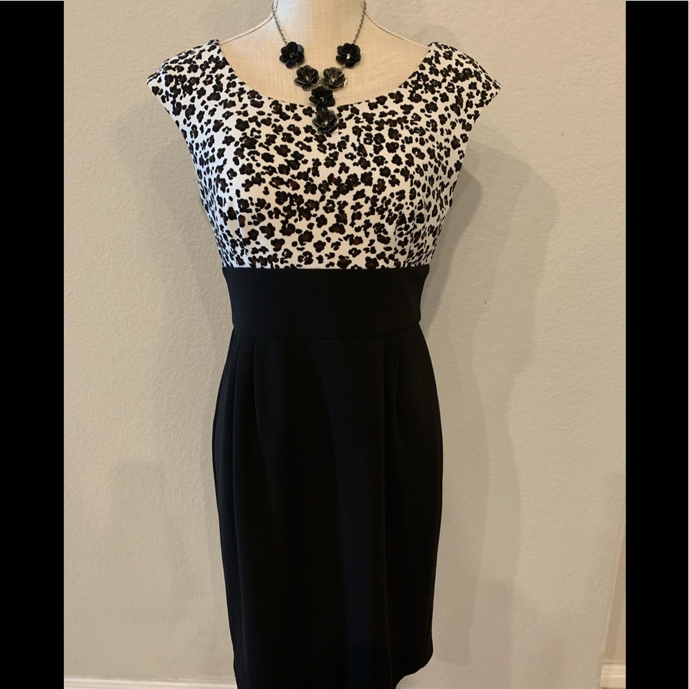 Maggie London Leopard Print dress